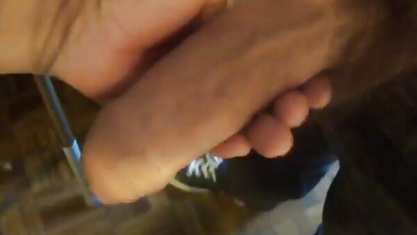 راعية البقر سمراء الشاحبة سكس عائلي جديد المستساغة تحصل على بومها بشكل صحيح
